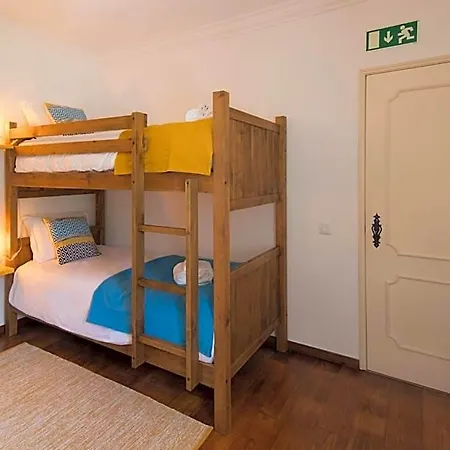 فندق مبيت وإفطار Quinta Do Pe Descalco 4*