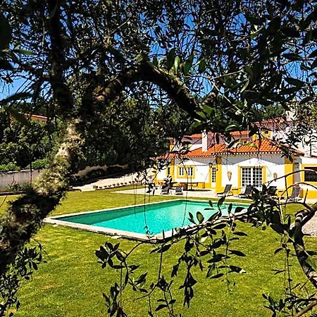 فندق مبيت وإفطار Quinta Do Pe Descalco 4*
