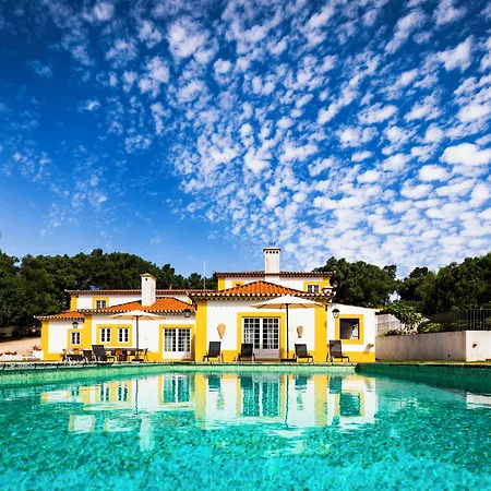 Frühstückspension Quinta Do Pe Descalco 4*